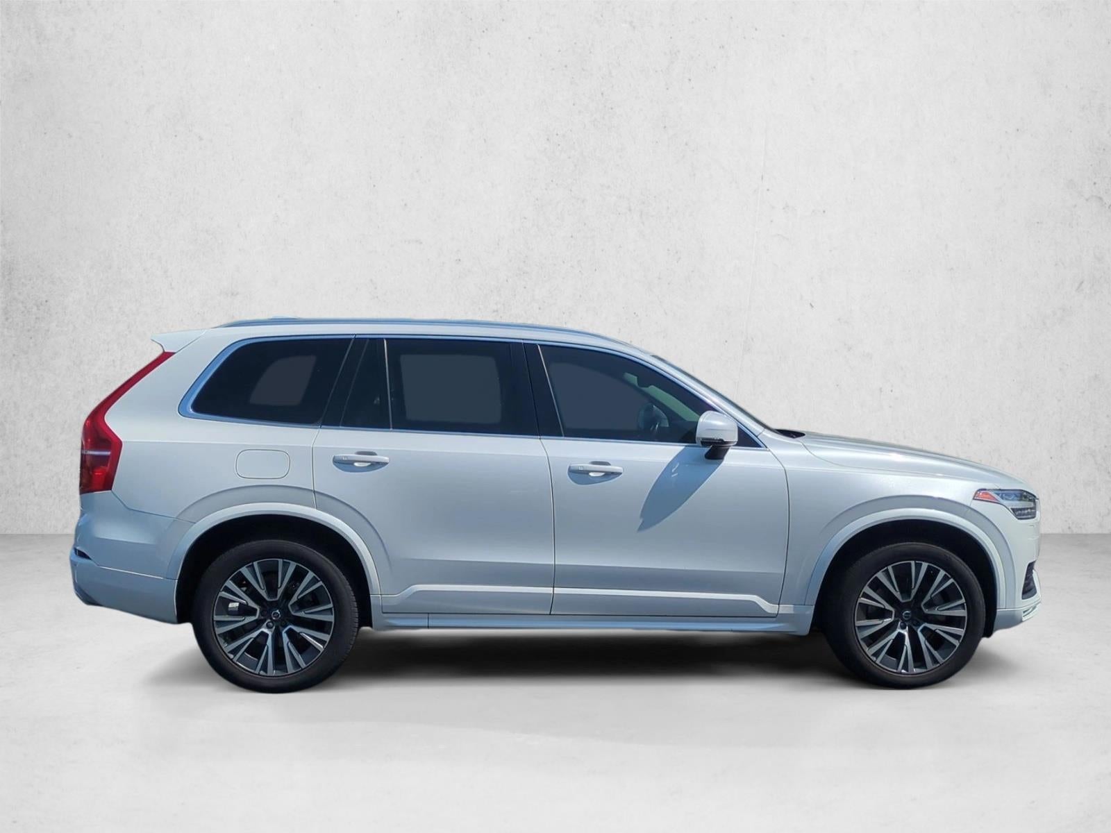 2021 Volvo XC90 T5 FWD Momentum 7P