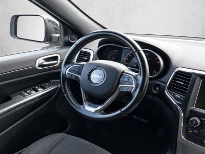 2018 Jeep Grand Cherokee Laredo 4x2 *Ltd Avail*