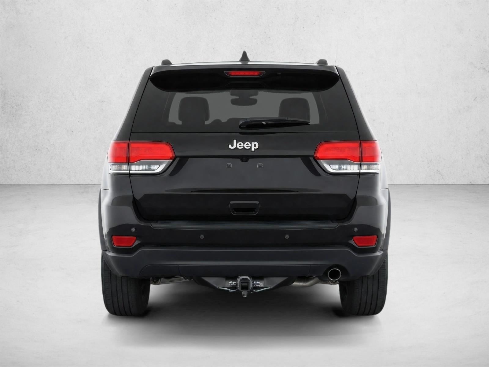 2018 Jeep Grand Cherokee Laredo 4x2 *Ltd Avail*