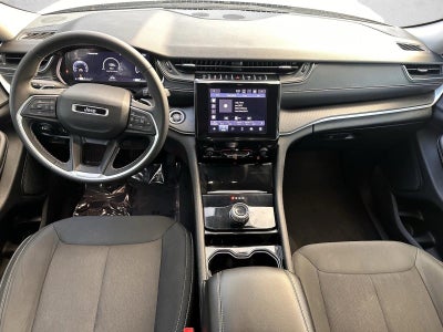 2023 Jeep Grand Cherokee L Laredo 4x4