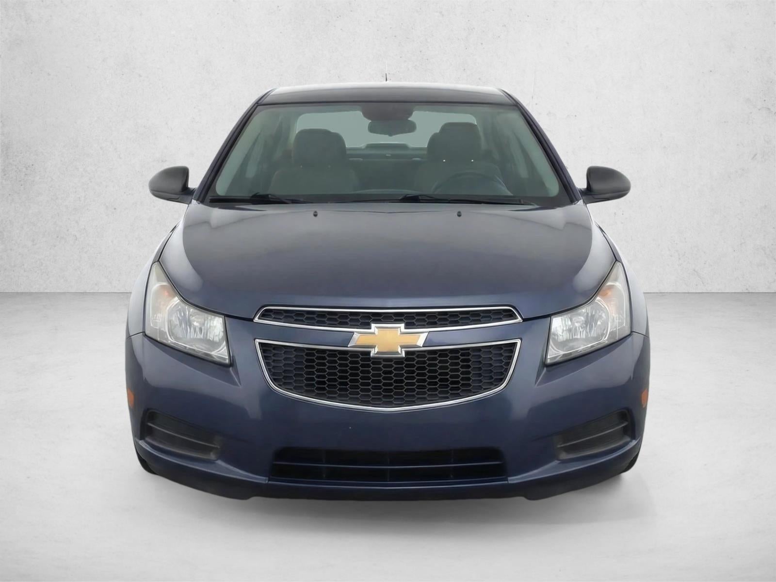 2013 Chevrolet Cruze Sedan LS (Automatic)