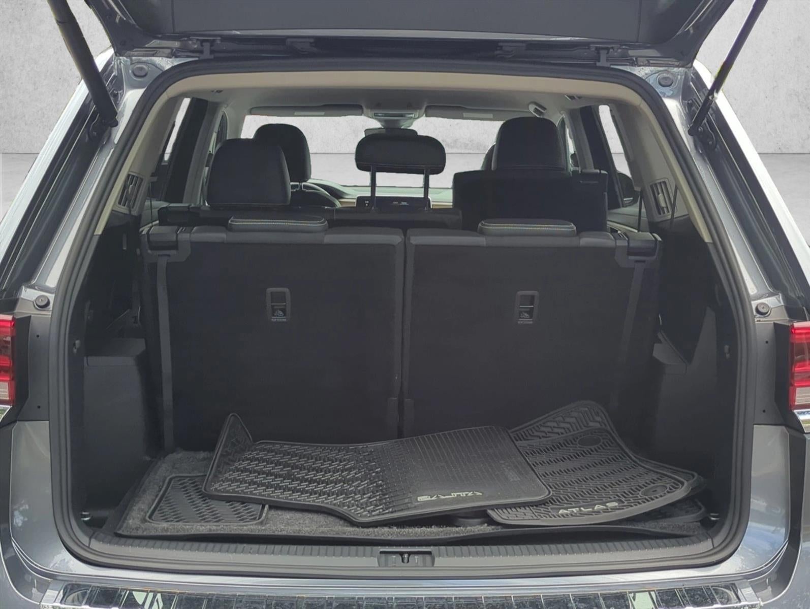 2024 Volkswagen Atlas 2.0T SE FWD