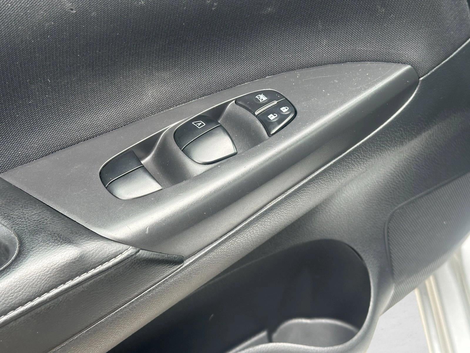 2017 Nissan Sentra SV CVT