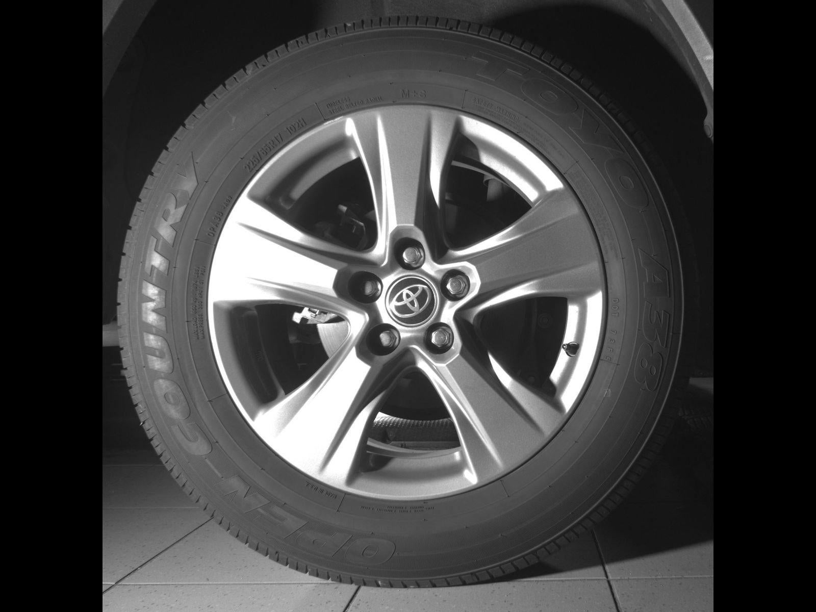 2022 Toyota RAV4 Hybrid XLE AWD (Natl)