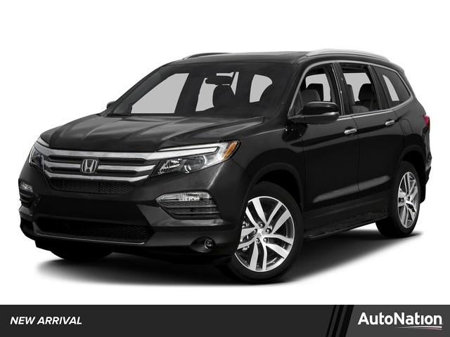 2016 Honda Pilot AWD Touring with DVD Rear Entertainment System and Navigation