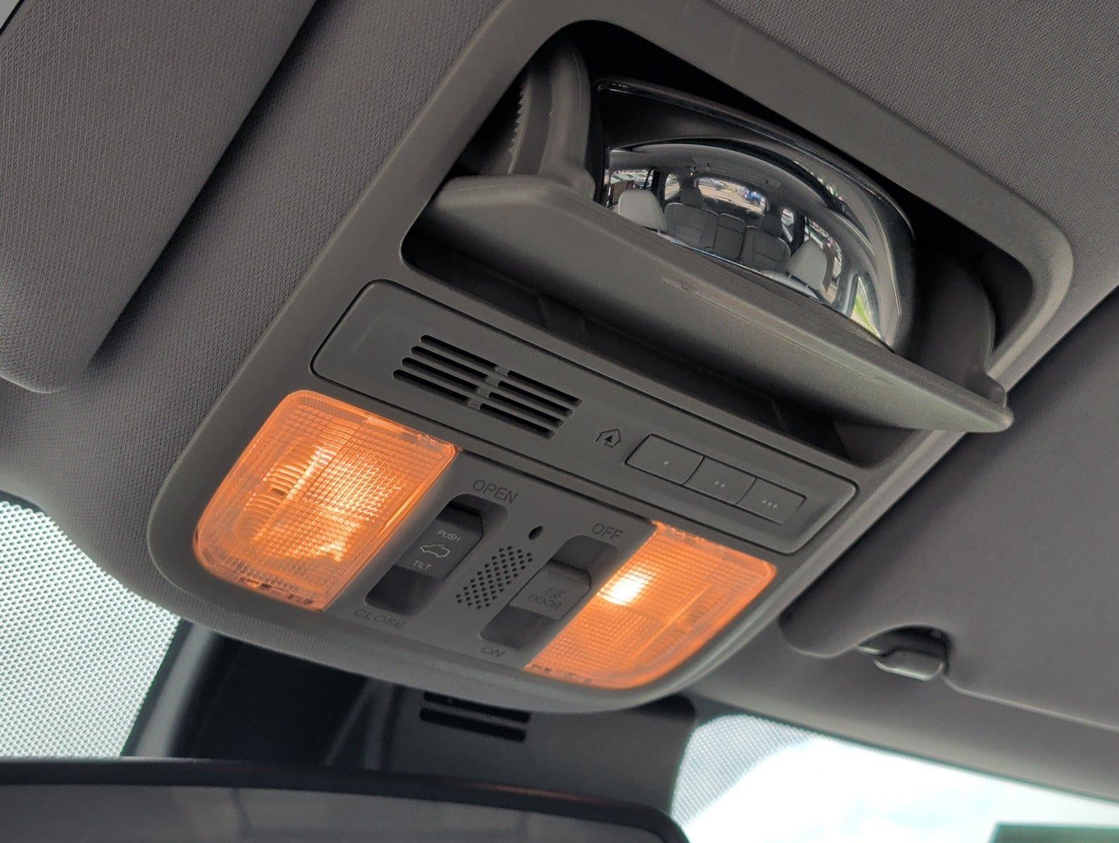2016 Honda Pilot AWD Touring with DVD Rear Entertainment System and Navigation