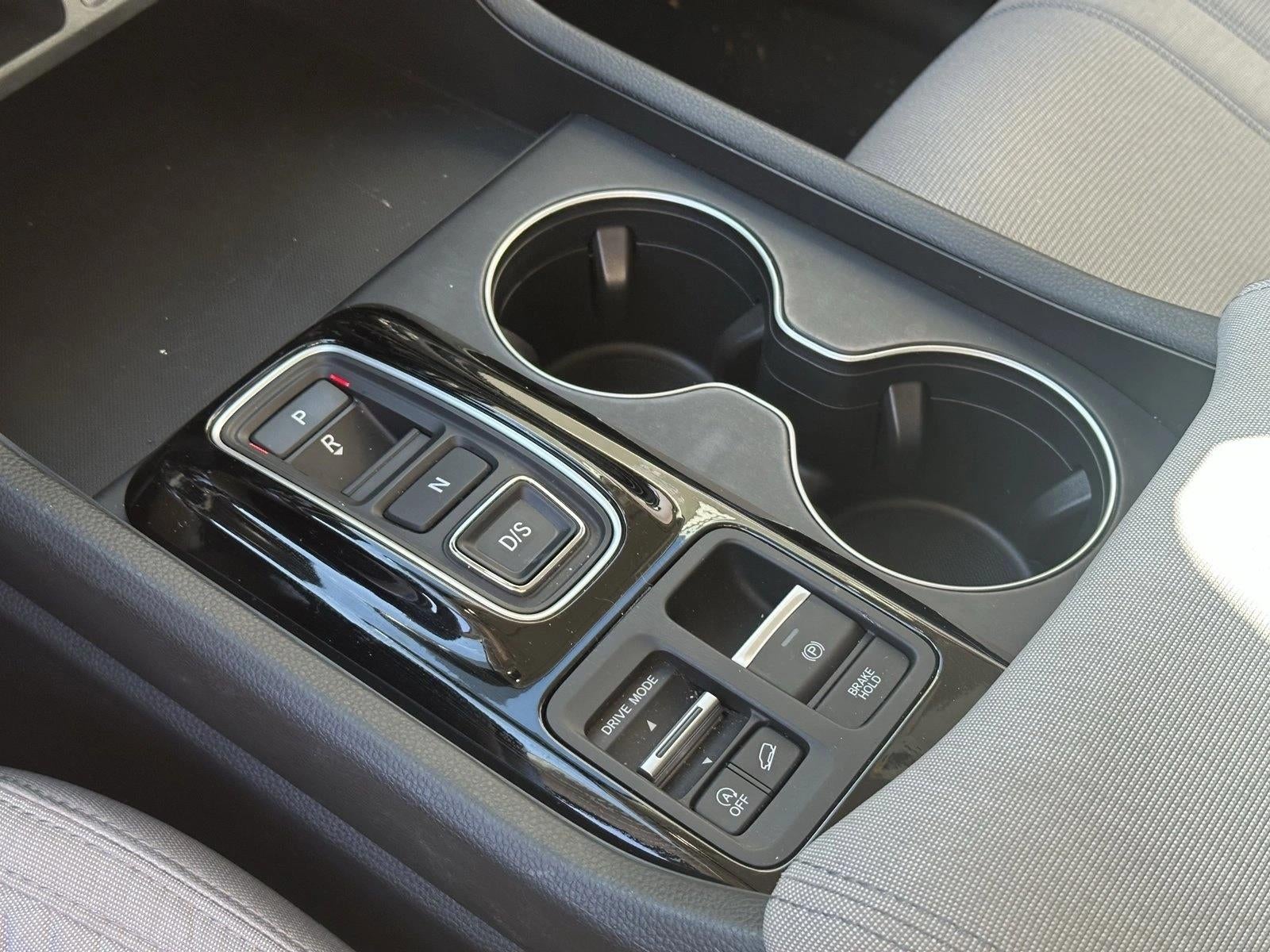 2023 Honda Pilot LX AWD