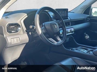 2023 Honda Pilot Touring 2WD