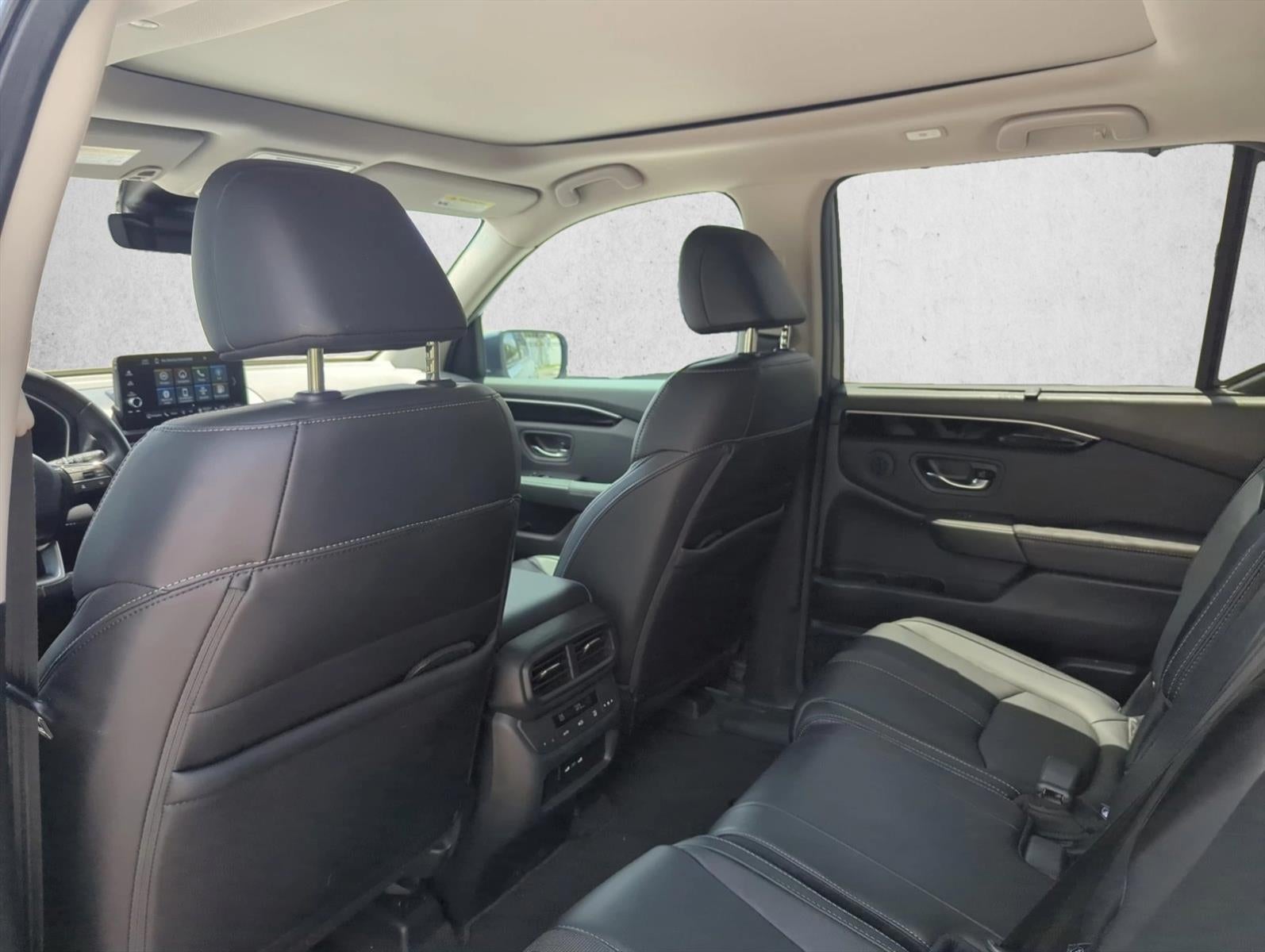 2025 Honda Pilot Touring 2WD