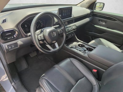 2025 Honda Pilot Touring 2WD