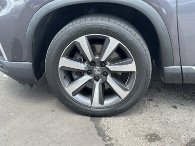 2024 Honda Pilot Touring 2WD