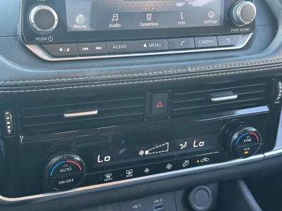 2021 Nissan Rogue FWD SV