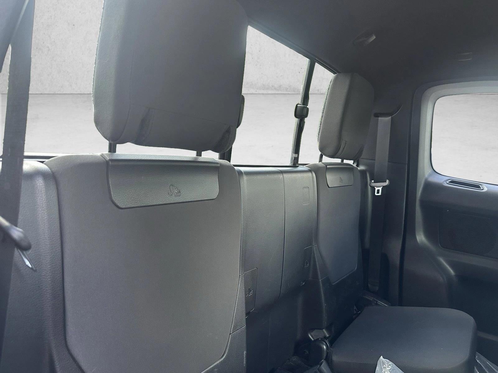 2017 Toyota Tacoma SR5 Access Cab 6' Bed V6 4x4 AT (SE)