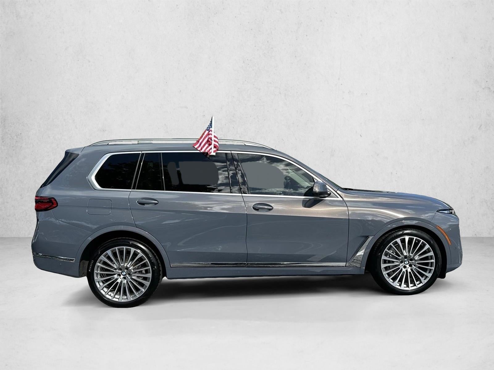 2025 BMW X7 xDrive40i Sports Activity Vehicle