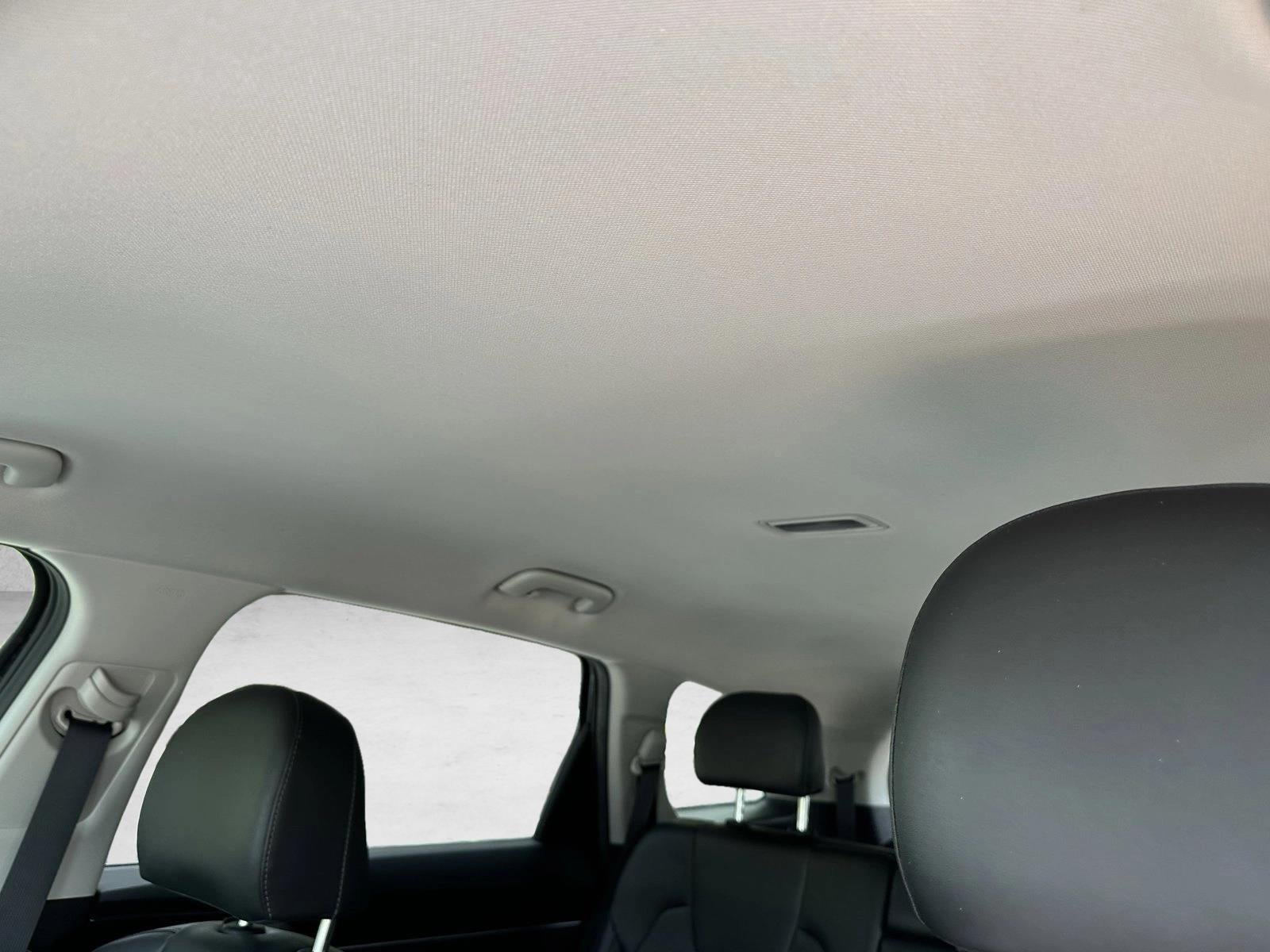 2023 Kia Sorento S FWD