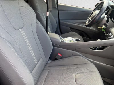 2023 Hyundai ELANTRA SE IVT