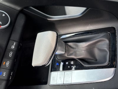 2023 Hyundai ELANTRA SE IVT