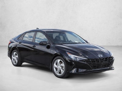2023 Hyundai ELANTRA SE IVT