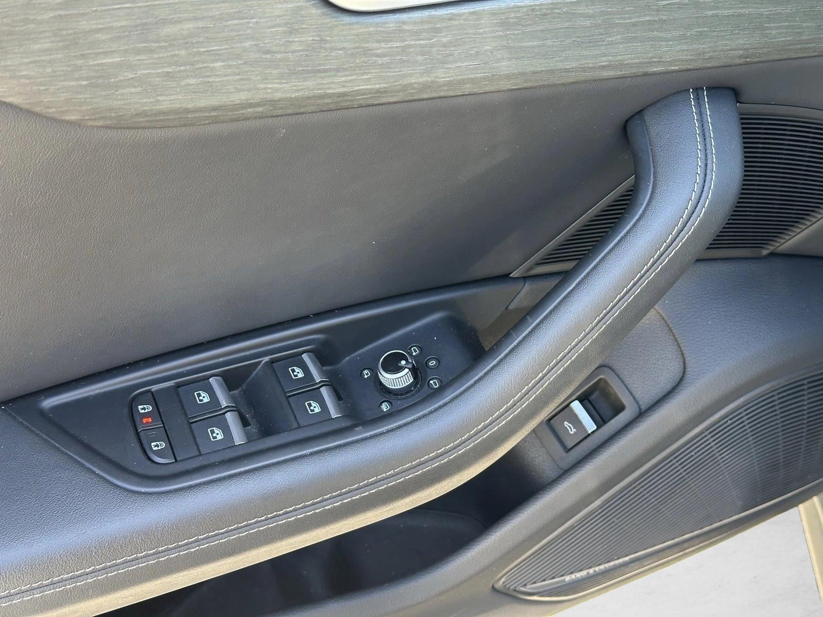 2023 Audi A4 Sedan S line Premium Plus 45 TFSI quattro