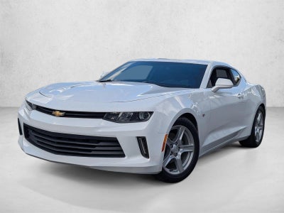 2017 Chevrolet Camaro 2dr Coupe 1LS