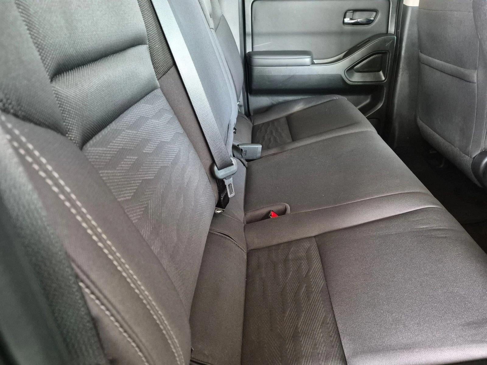 2022 Nissan Frontier Crew Cab 4x2 SV Auto