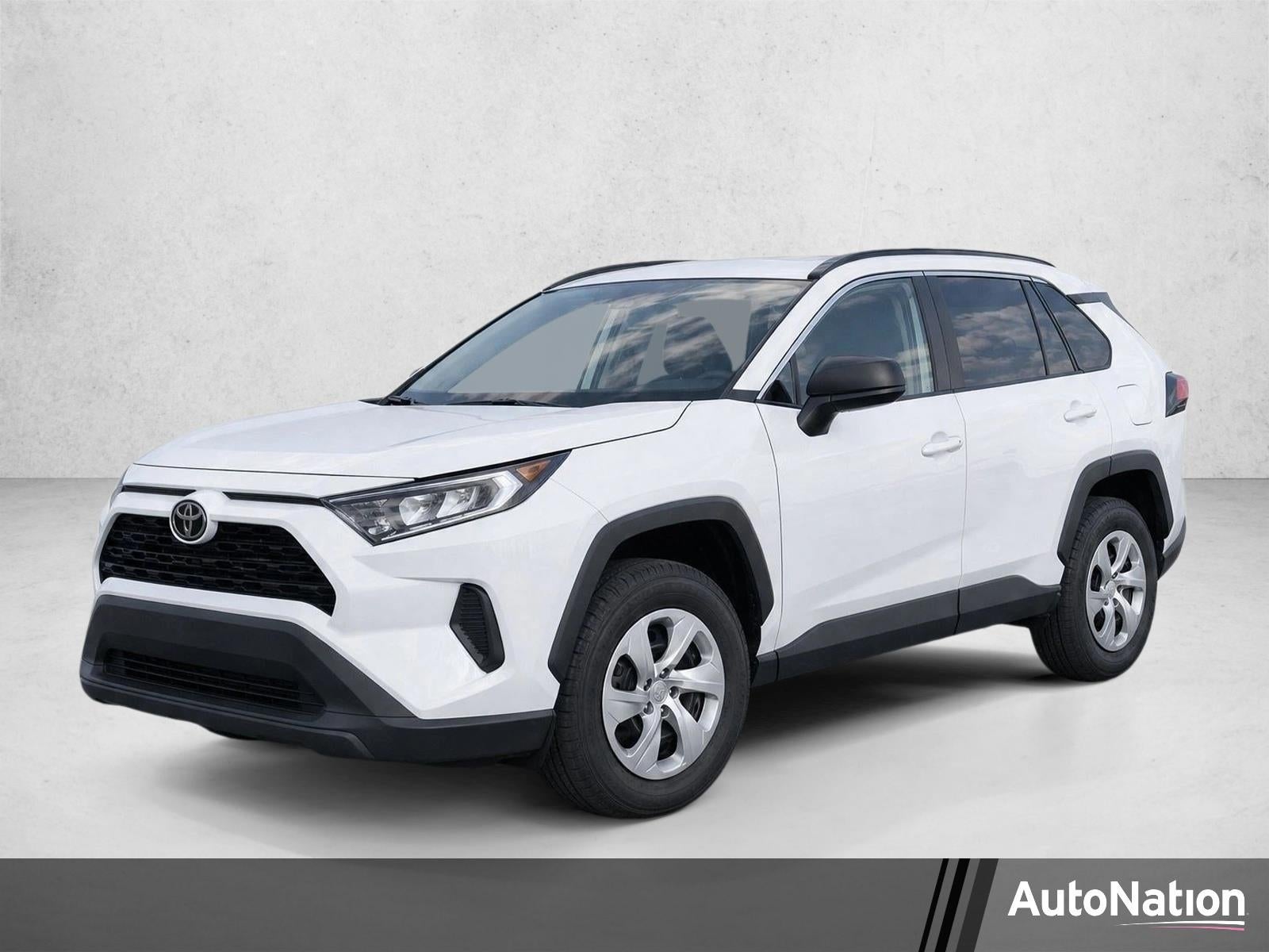2020 Toyota RAV4 LE FWD (GS)