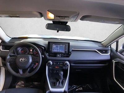 2020 Toyota RAV4 LE FWD (GS)