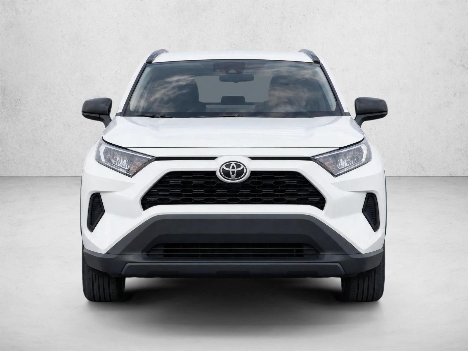 2020 Toyota RAV4 LE FWD (GS)