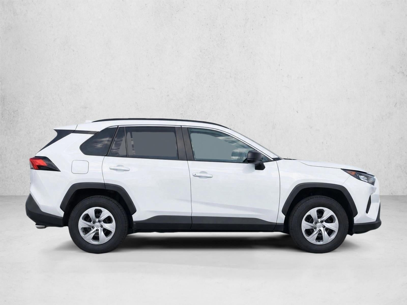 2020 Toyota RAV4 LE FWD (GS)