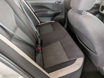 2021 Nissan Versa SV CVT