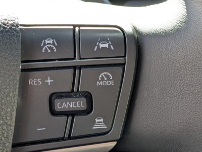 2025 Toyota Camry SE (SE)