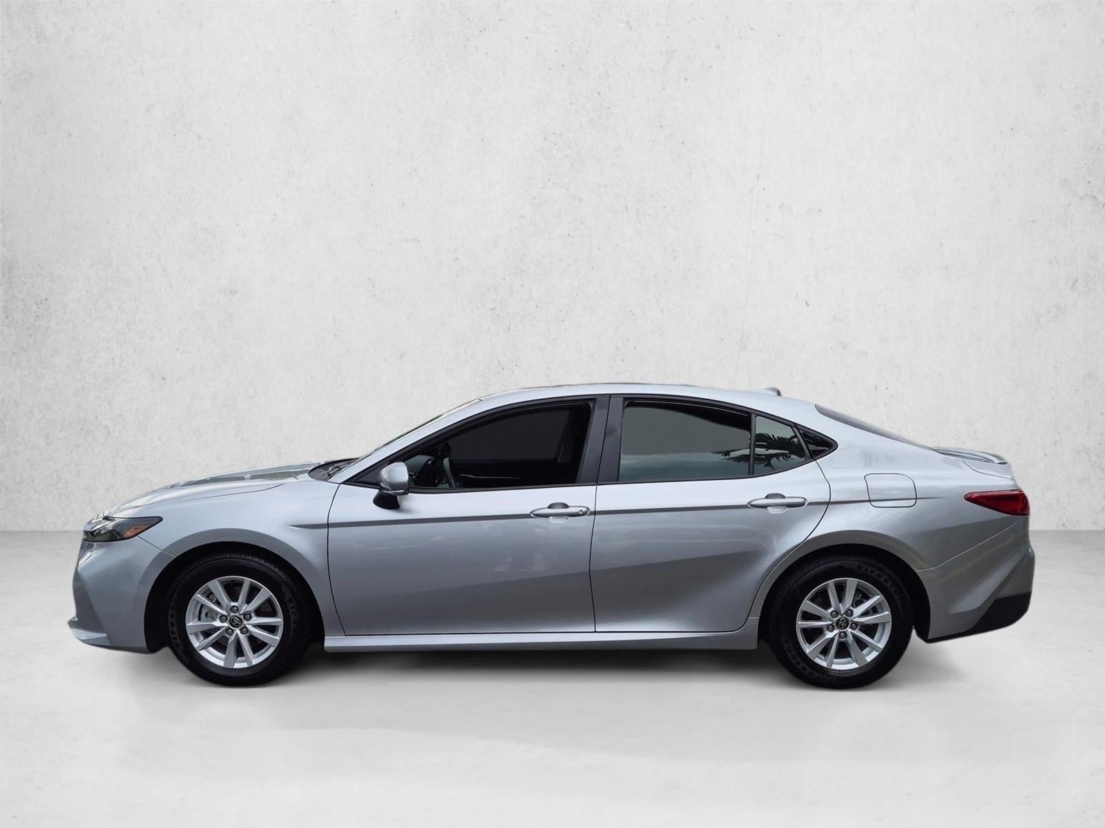 2025 Toyota Camry LE (SE)