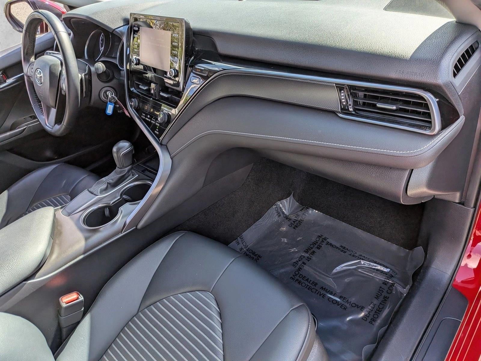 2021 Toyota Camry SE Auto (SE)