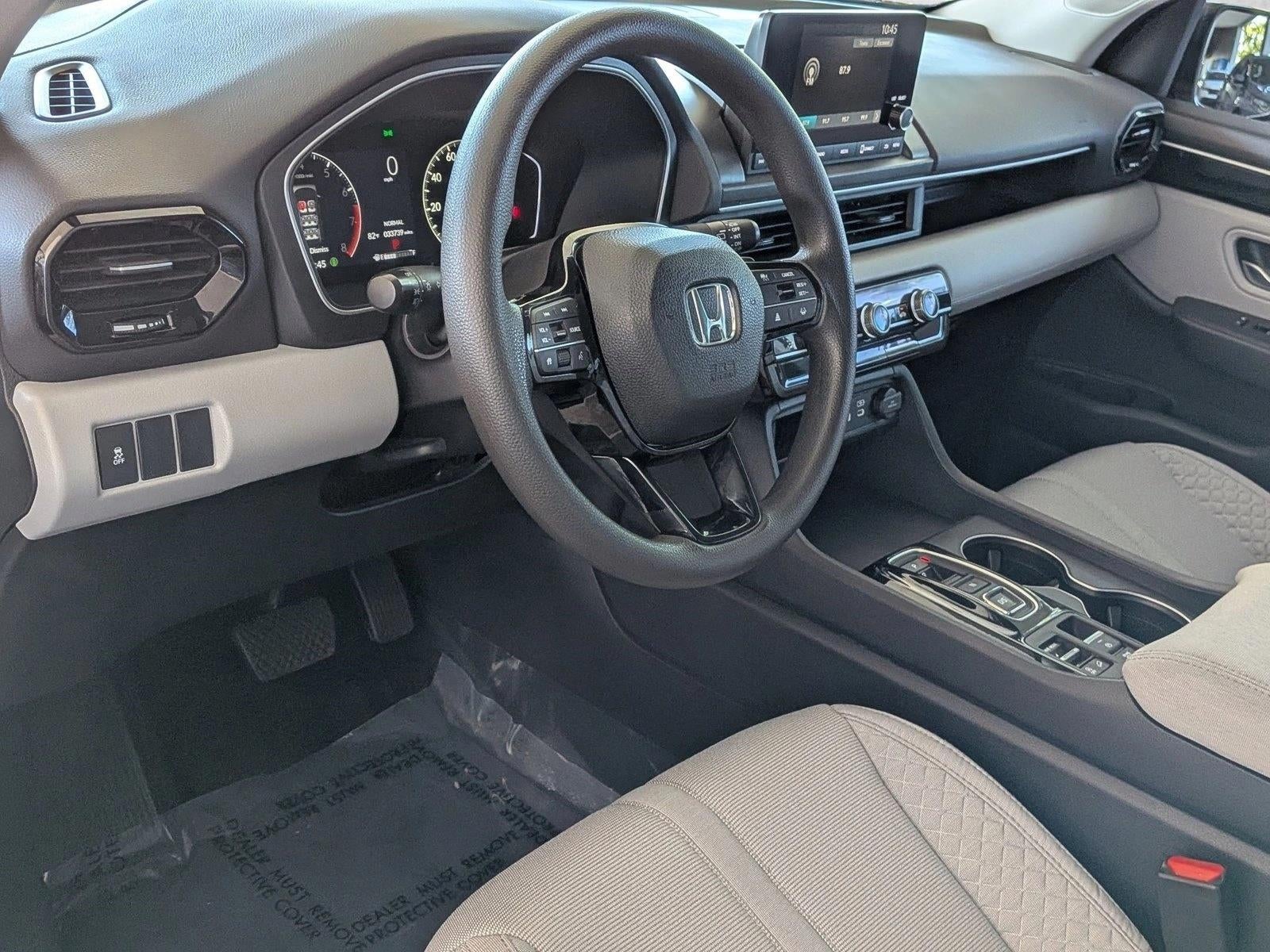 2023 Honda Pilot LX AWD