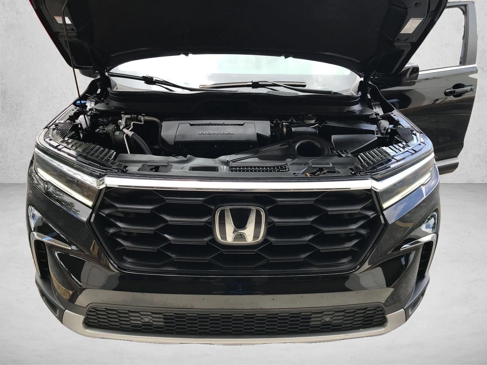 2023 Honda Pilot EX-L 8 Passenger AWD