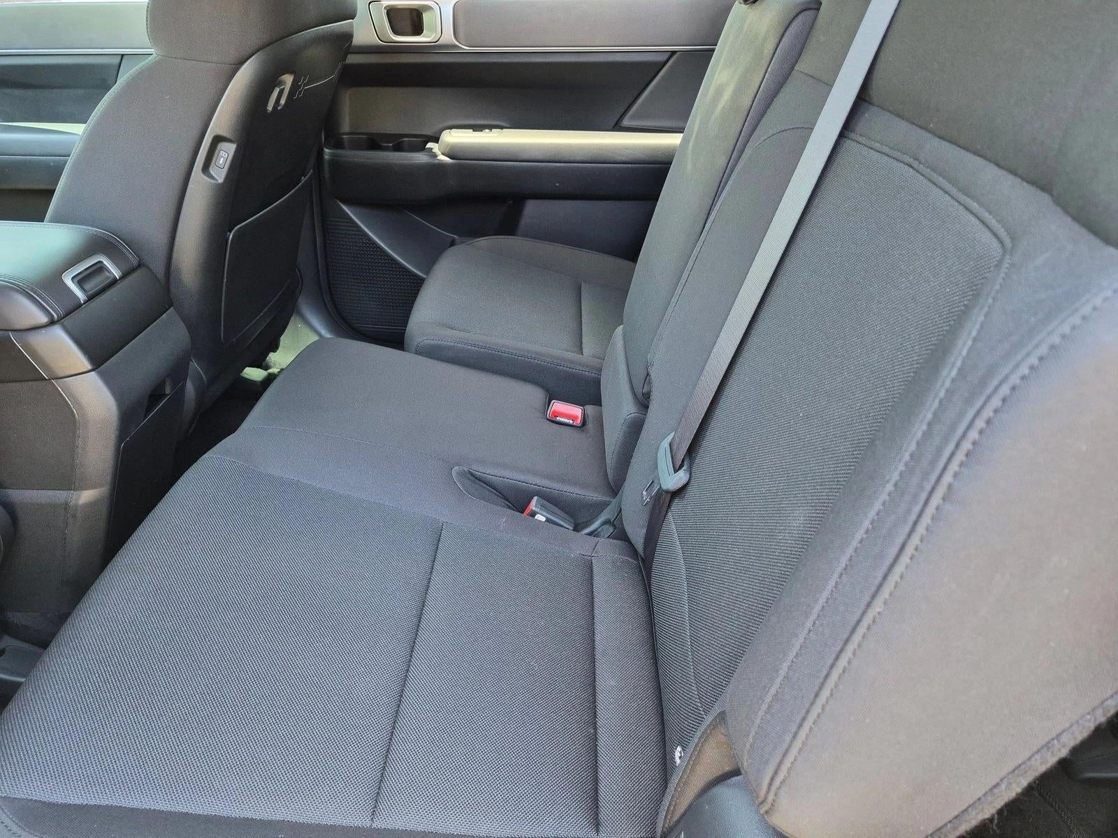 2025 Hyundai SANTA FE SE FWD