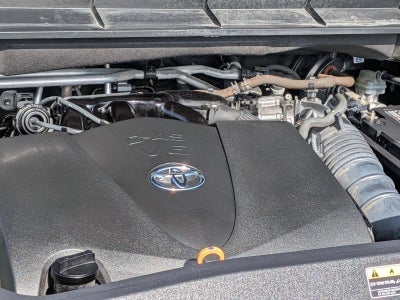 2022 Toyota Highlander XLE FWD (Natl)
