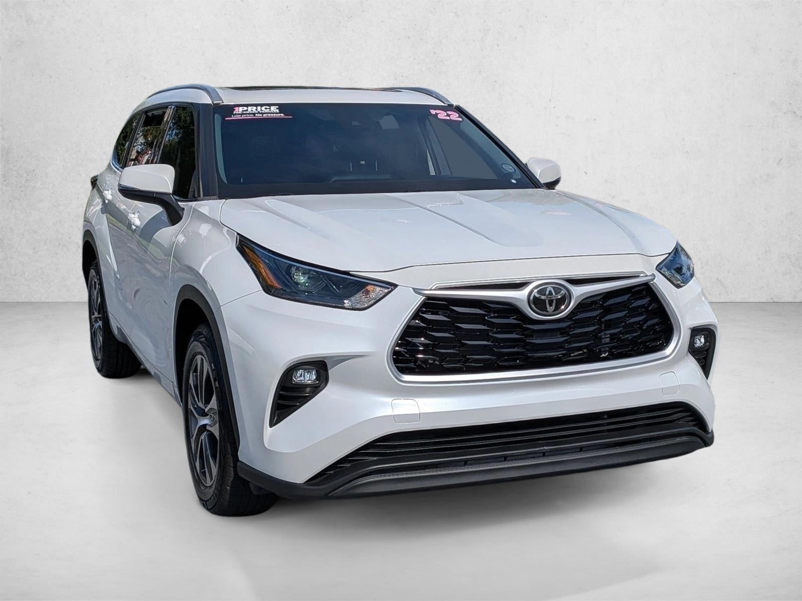 2022 Toyota Highlander XLE FWD (Natl)