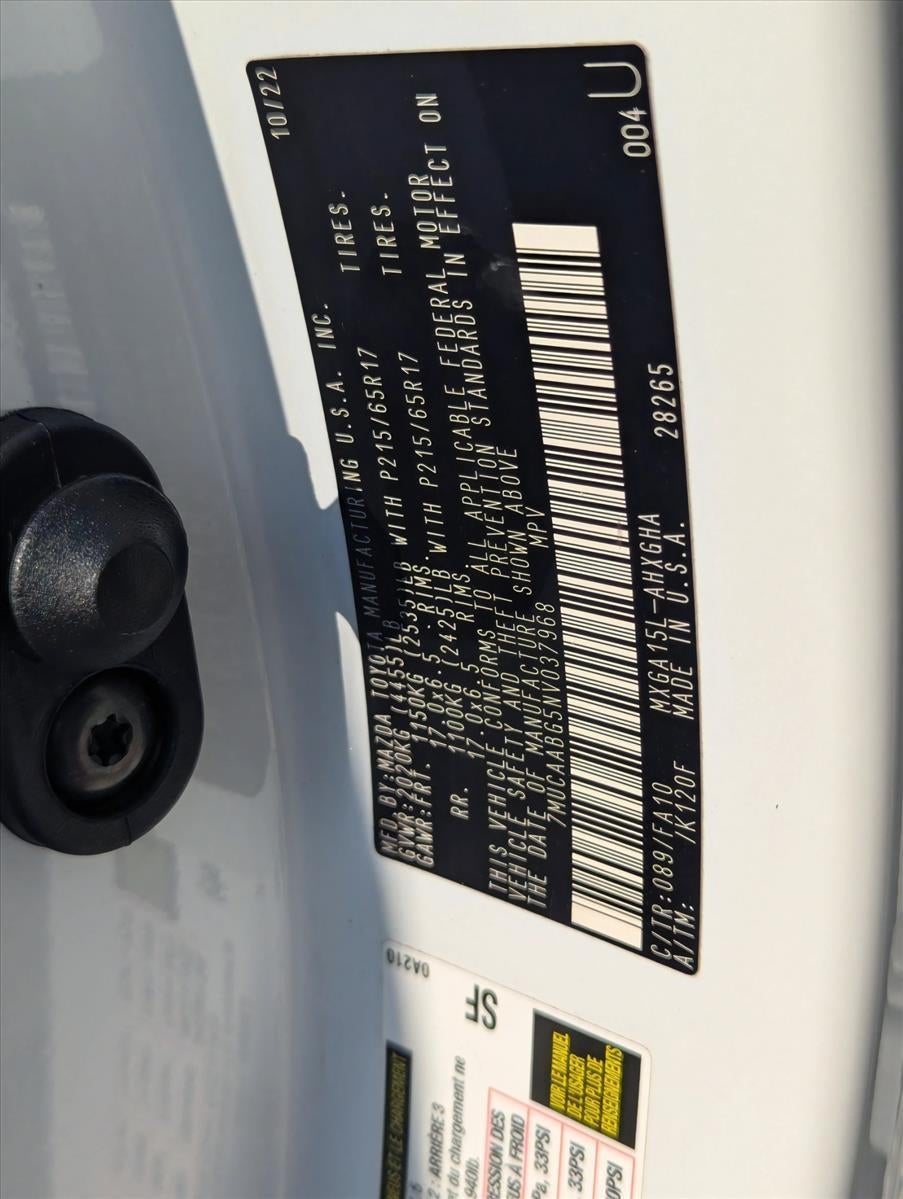 2022 Toyota Corolla Cross LE 4WD (Natl)