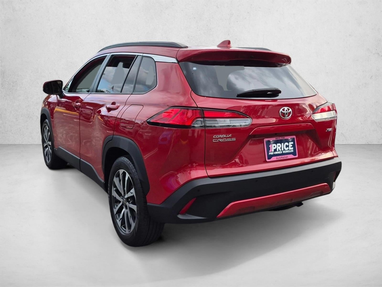 2024 Toyota Corolla Cross XLE 2WD (Natl)