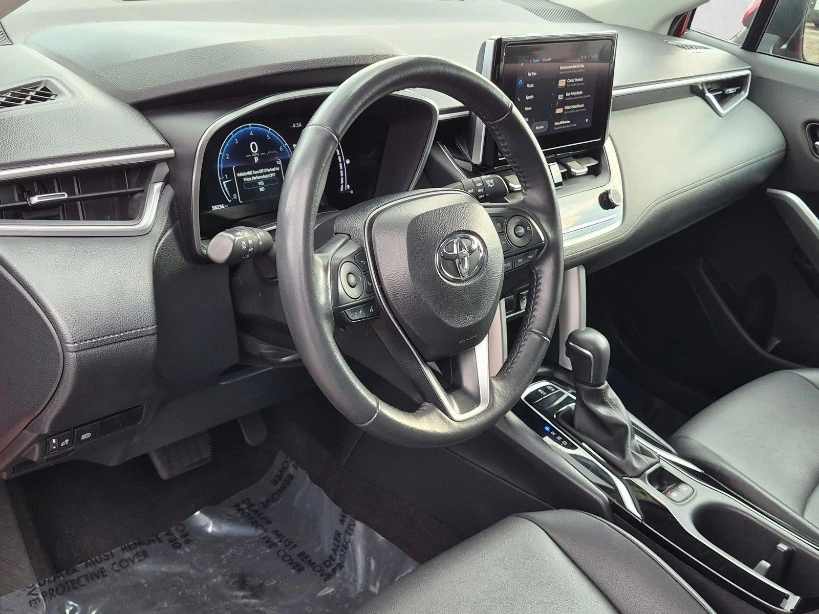 2024 Toyota Corolla Cross XLE 2WD (Natl)