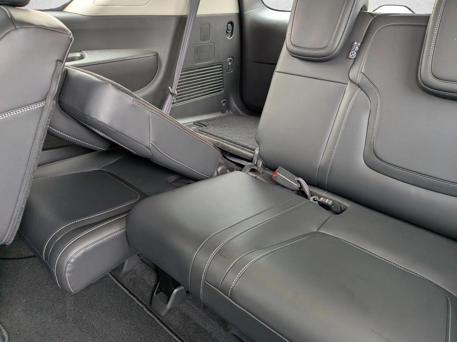 2025 Nissan Armada 4x2 SV