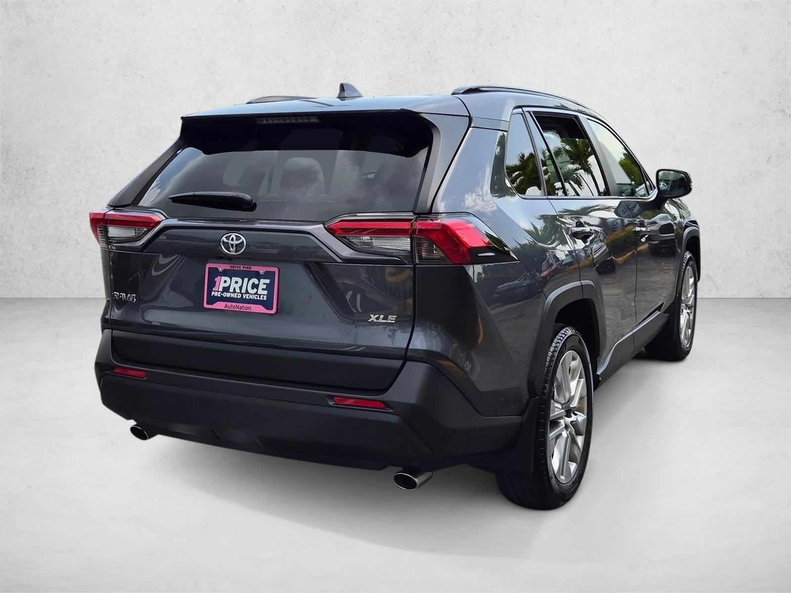 2019 Toyota RAV4 XLE Premium FWD (Natl)