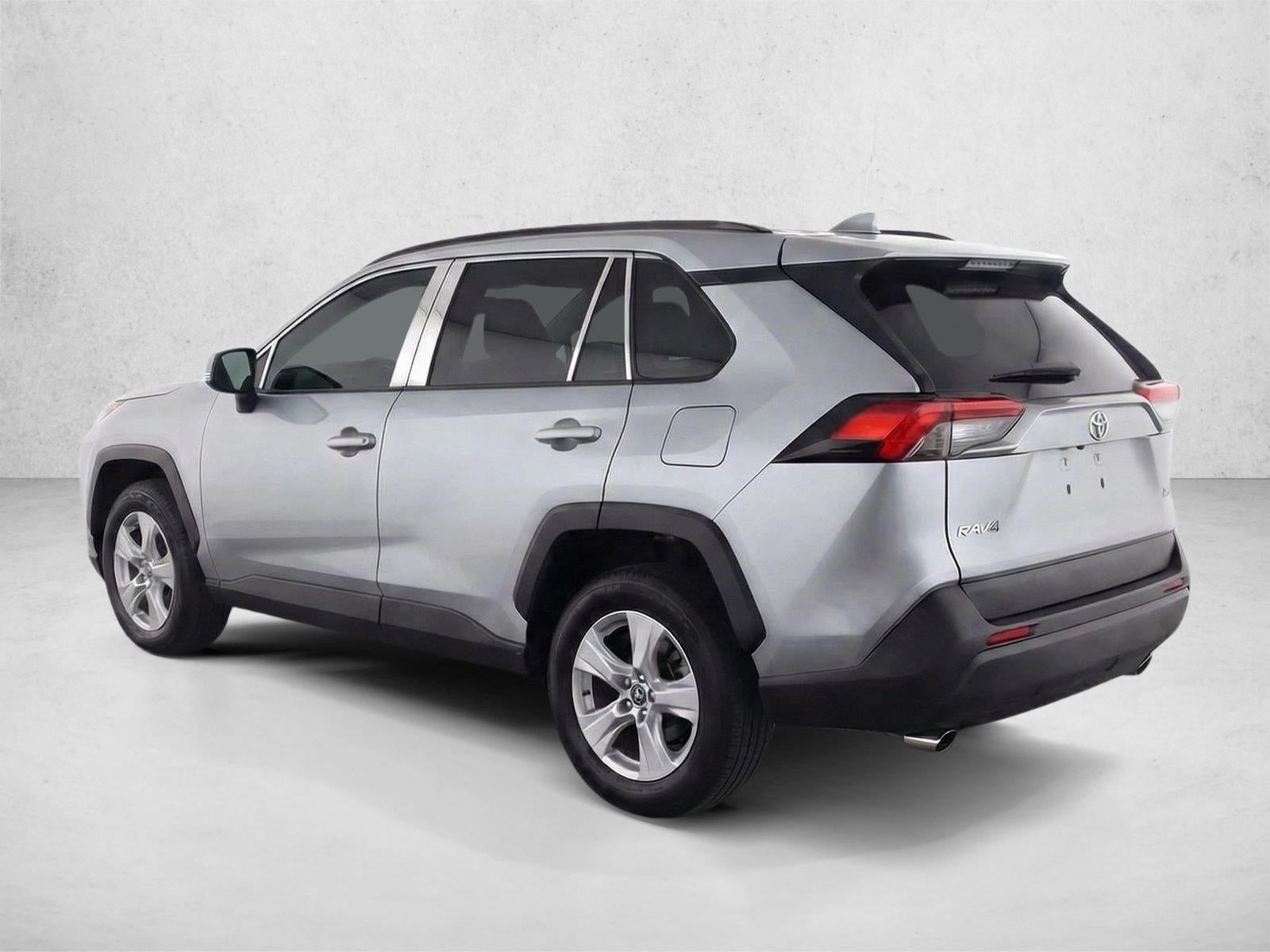 2019 Toyota RAV4 XLE FWD (GS)