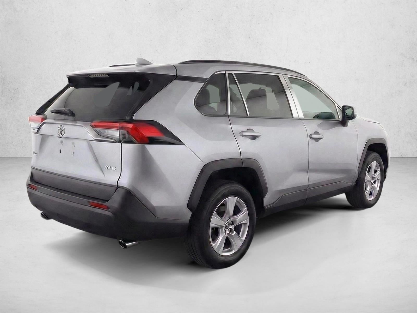 2019 Toyota RAV4 XLE FWD (GS)