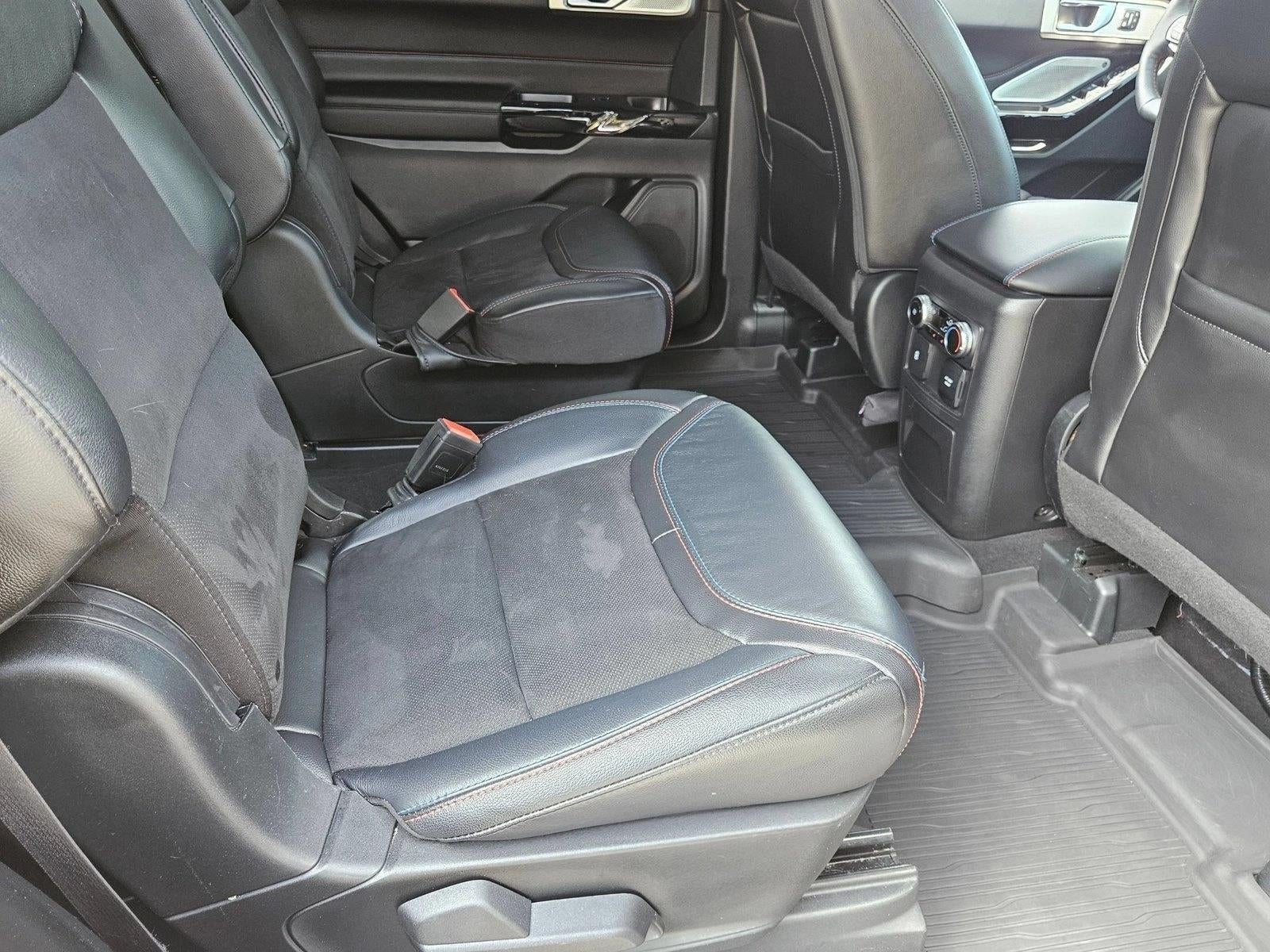2023 Ford Explorer ST 4WD