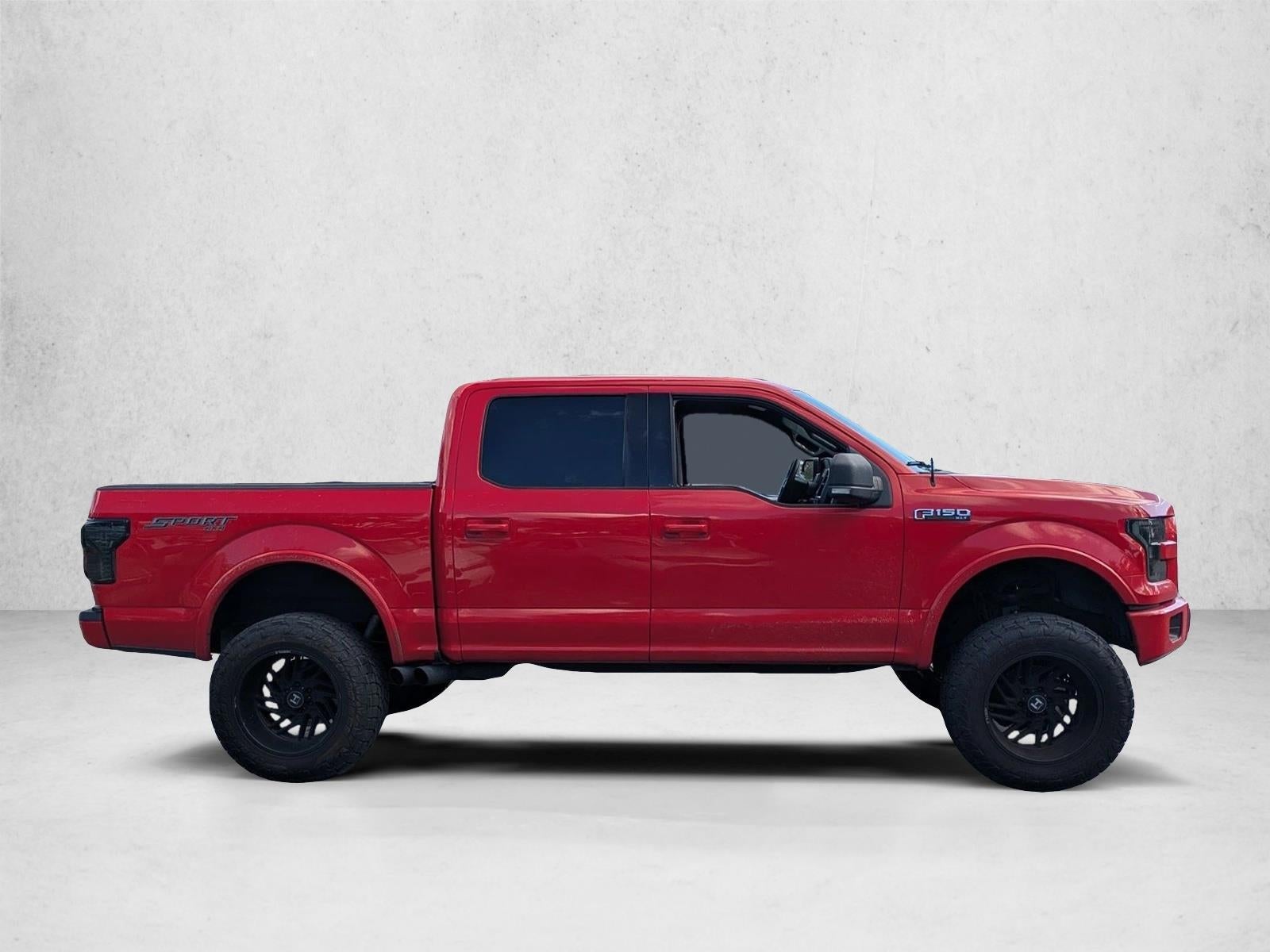 2015 Ford F-150 4WD SuperCrew 5-1/2 Ft Box XLT