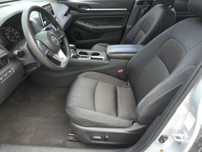 2022 Nissan Altima 2.5 SV Sedan