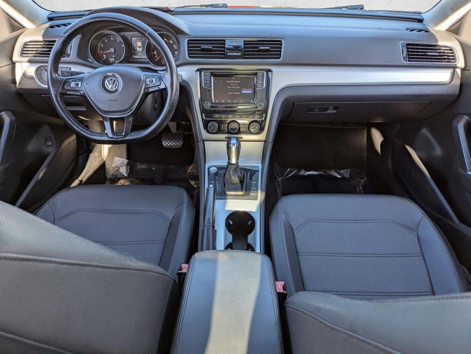 2019 Volkswagen Passat 2.0T Wolfsburg Edition Auto