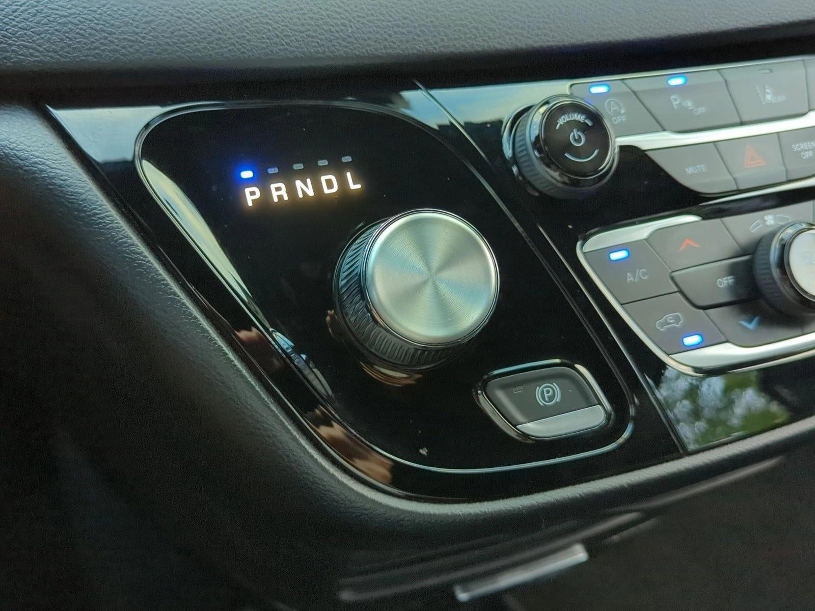 2025 Chrysler Pacifica Select FWD